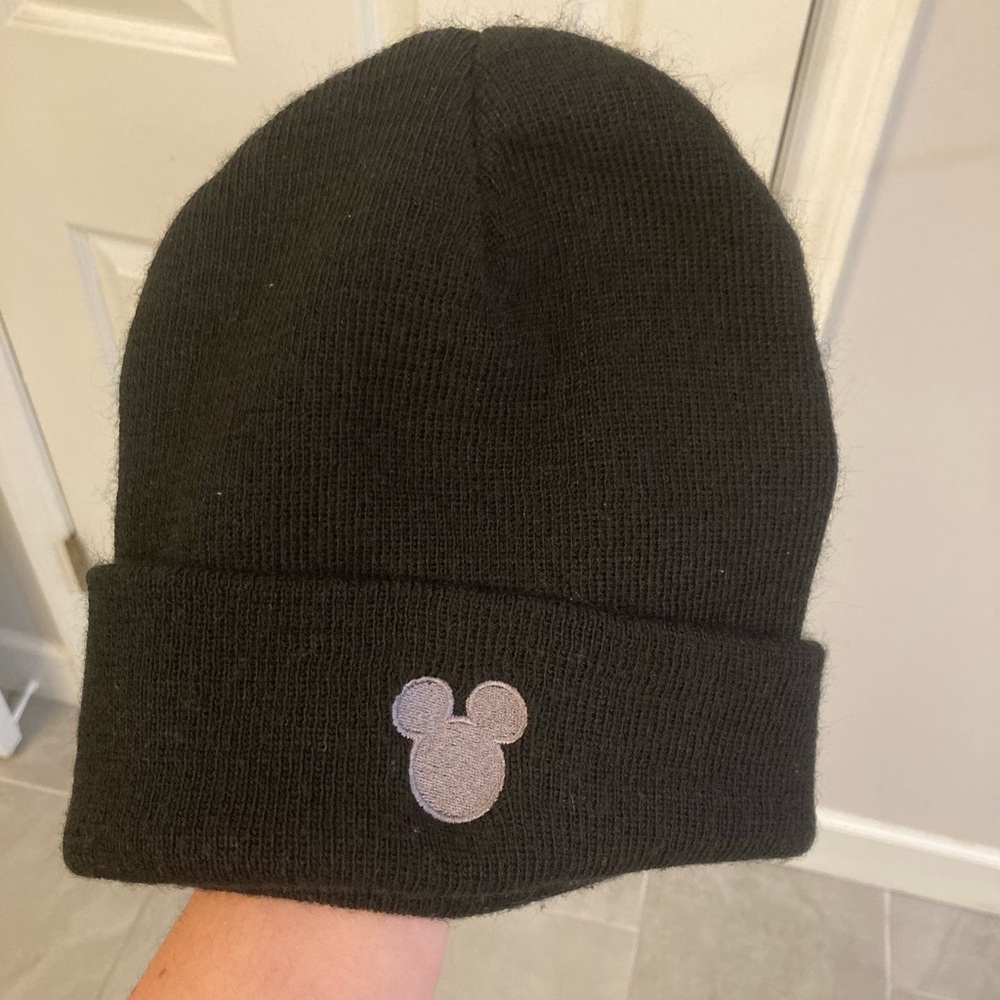 Vintage 90s Mickey Mouse Walt Disney World Beanie Black Stitched Graphic Acrylic